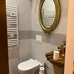 Pensión Atypique Avec Piscine Chauffée 3*